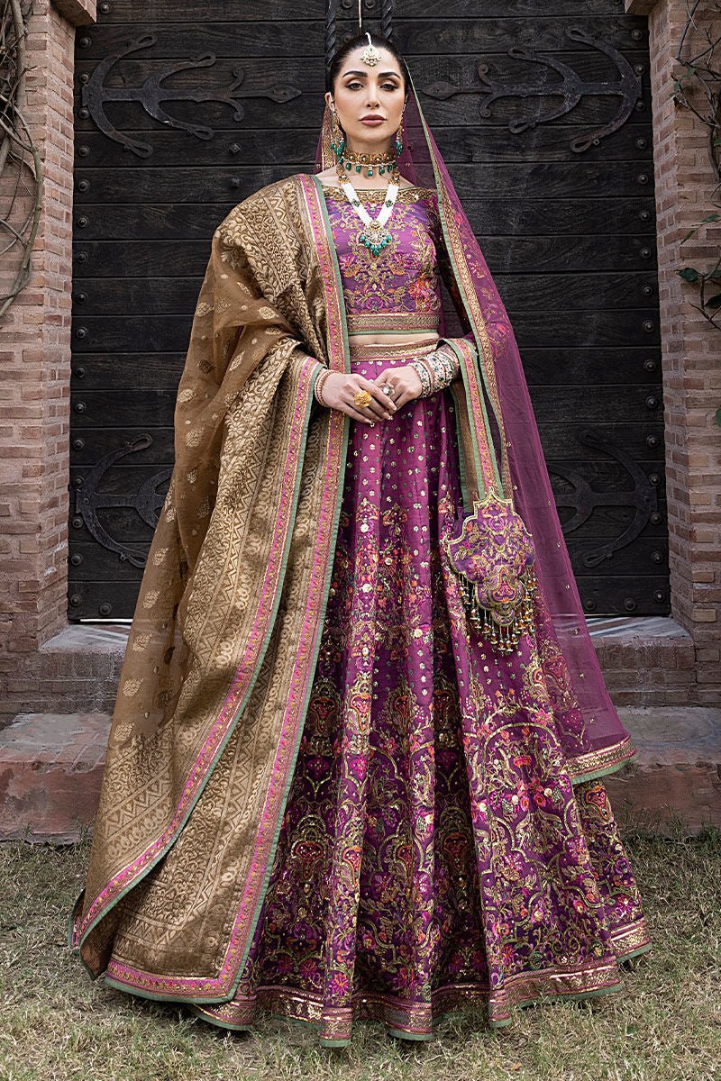 Pakistani Embellished Red Golden Bridal Lehenga #BN190 | Golden bridal  lehenga, Pakistani bridal dresses, Bridal dress design