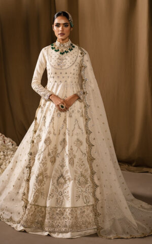 Pakistani White Dress in Wedding Pishwas Frock Style