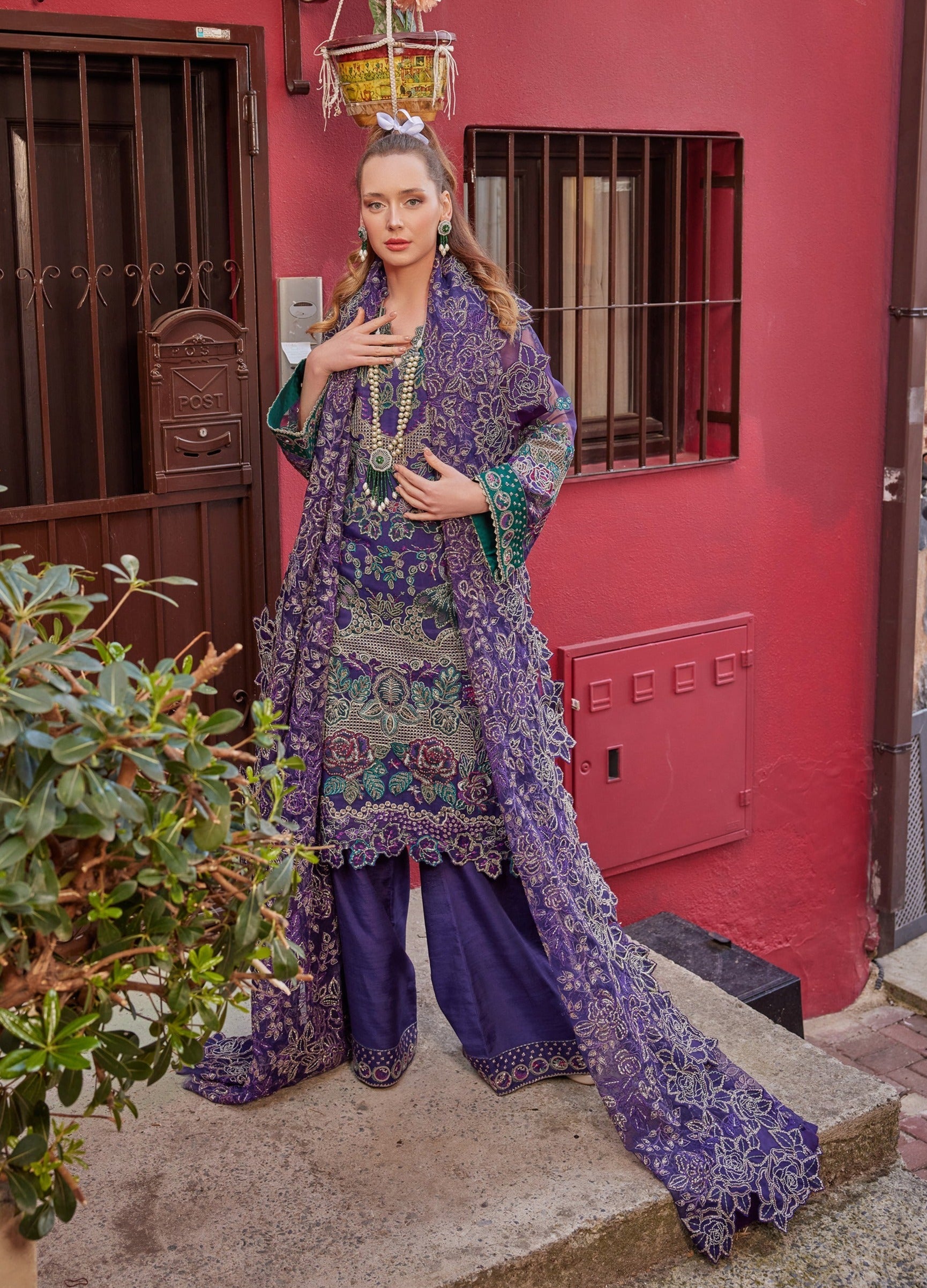Amazon.com: stylishfashion Women's Wear Salwar Kameez Trouser Dress  Designer Indian Ethnic Party Shalwar Kameez Pant Suits (as1, alpha,  one_size, regular, regular, Choice 1) : ביגוד, נעליים ותכשיטים